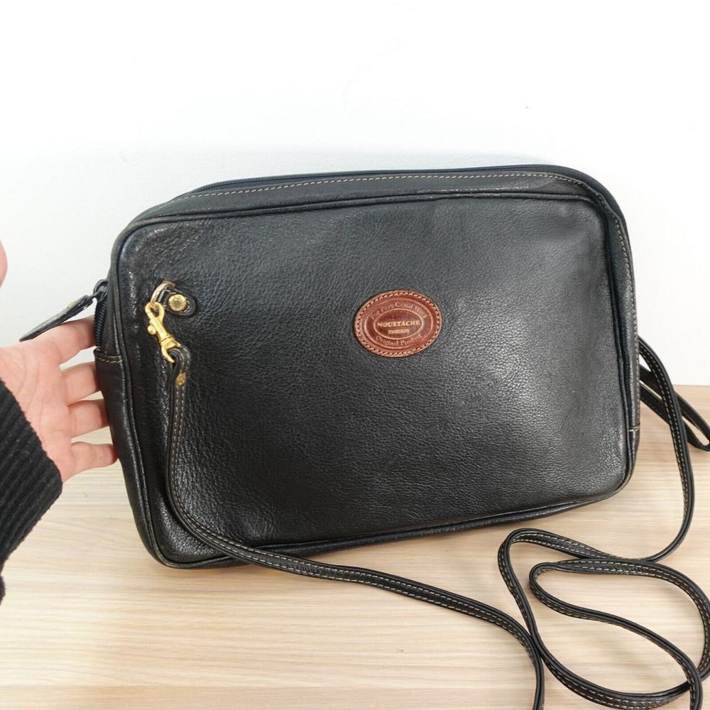 90s Vintage‎ Crossbody Bag Black Leather Pocketbook Convertible Clutch MOUSTACHE
